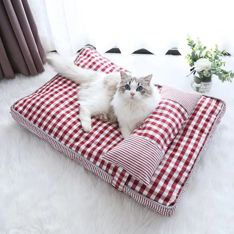 Cat Bed Lounger For Medium and Large Cats
